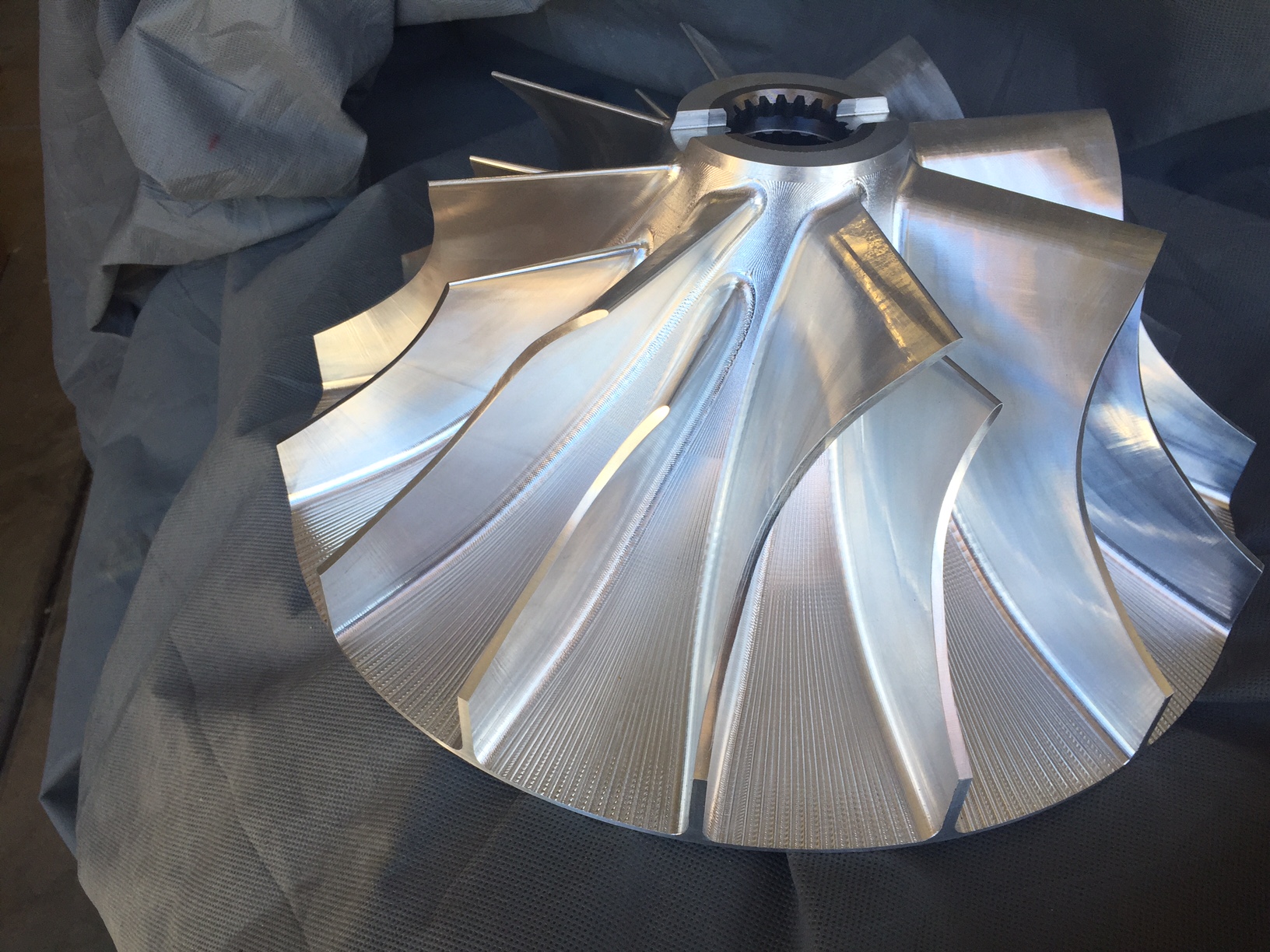 EMD Turbocharger EMD, Caterpillar, Alco & GE Aftermarket Engine